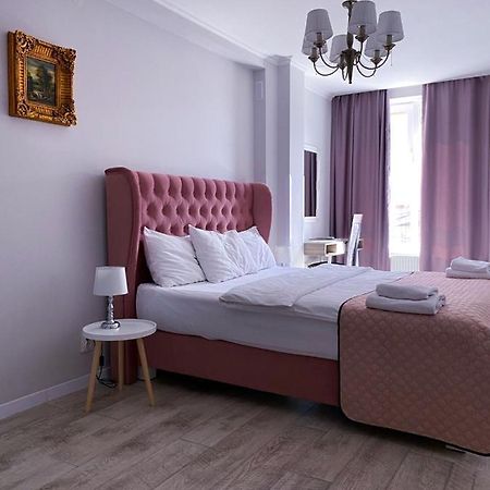 Opera Center Hotel & Apartments 리비프 외부 사진