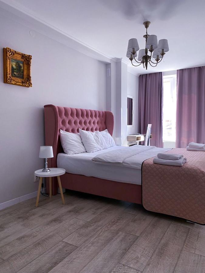 Opera Center Hotel & Apartments 리비프 외부 사진