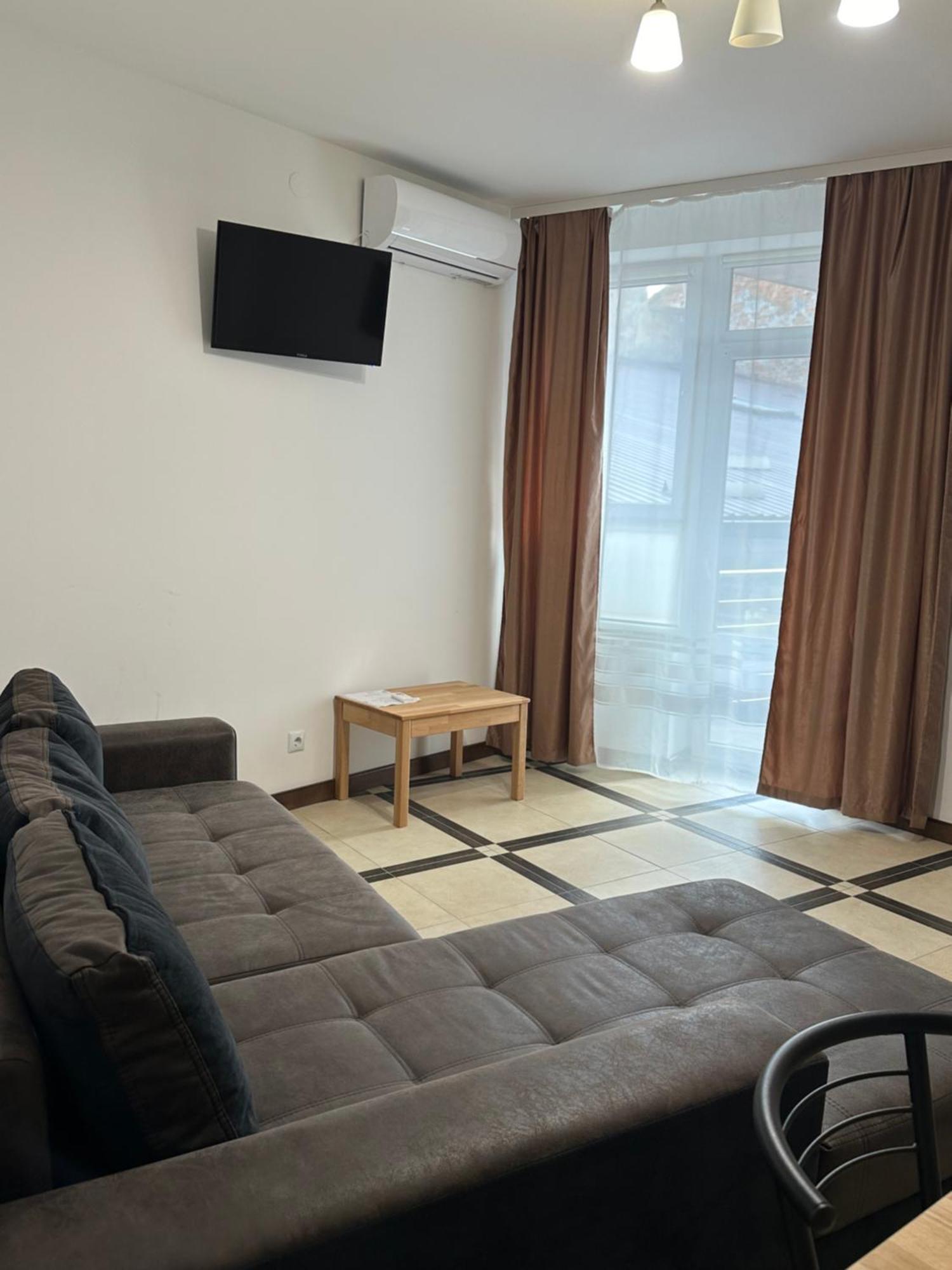 Opera Center Hotel & Apartments 리비프 외부 사진