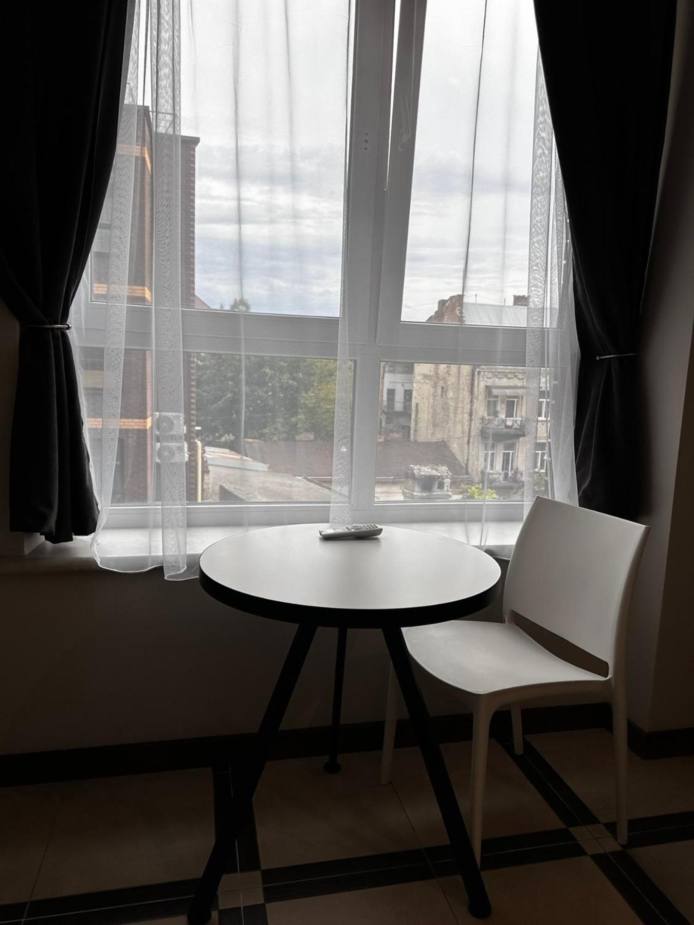 Opera Center Hotel & Apartments 리비프 외부 사진