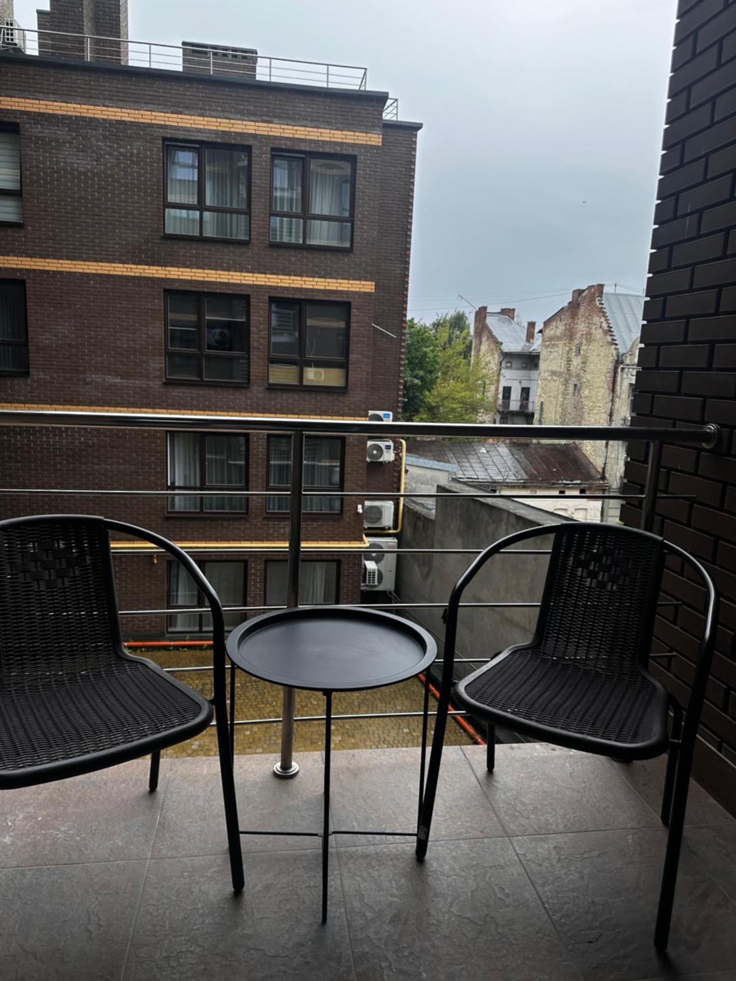 Opera Center Hotel & Apartments 리비프 외부 사진