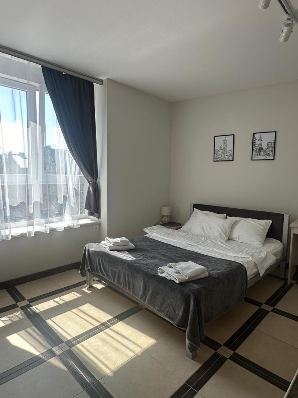 Opera Center Hotel & Apartments 리비프 외부 사진