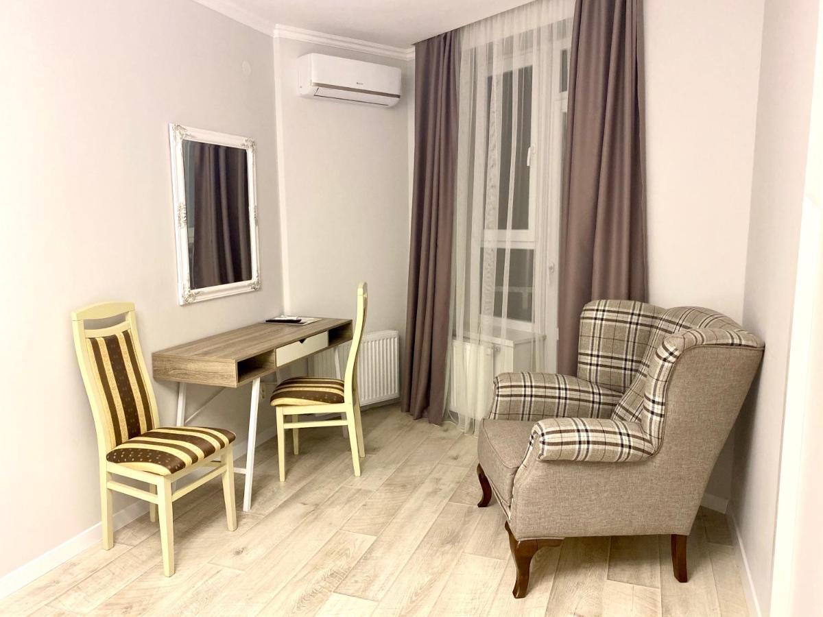 Opera Center Hotel & Apartments 리비프 외부 사진
