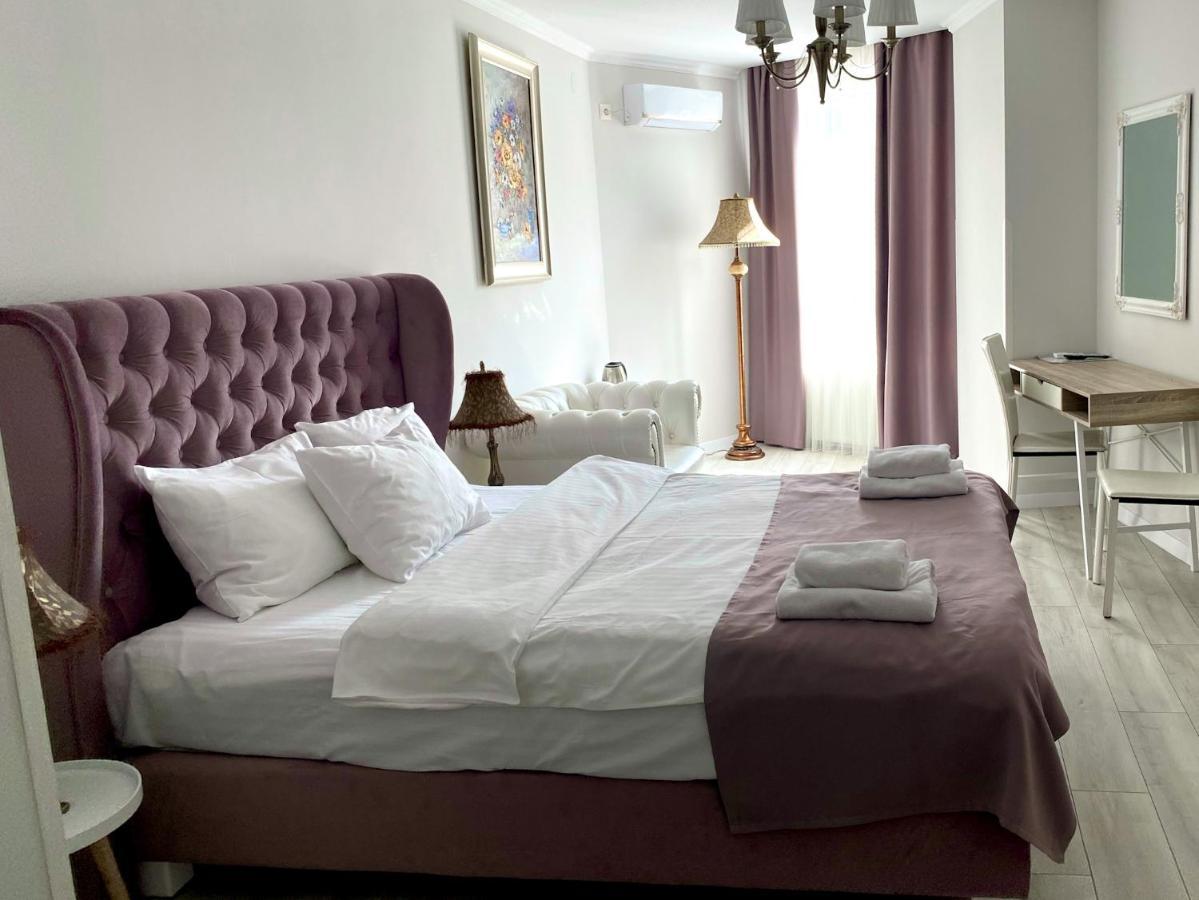 Opera Center Hotel & Apartments 리비프 외부 사진